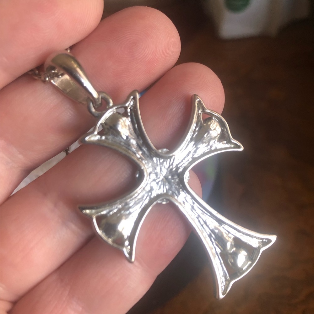 Blue stone cross pendant on chain necklace - Picture 8 of 9